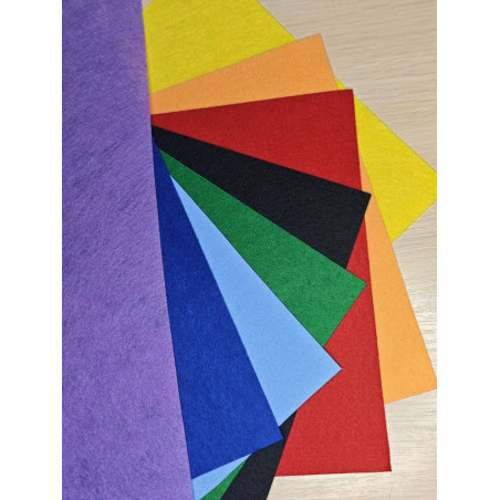 Жорсткий фетр 20х30 см, 1-1.2 мм | 14 грн | Купити Сирець Київ